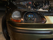 Load image into Gallery viewer, Honda Civic 96-98 custom projector headlights
