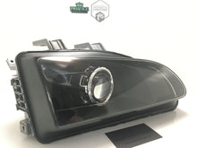 Load image into Gallery viewer, Honda Civic 1992-95  Spec-D custom retrofit headlights
